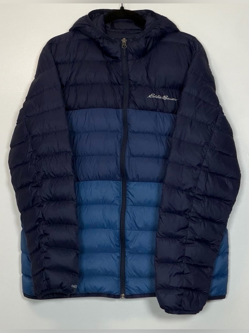 Eddie Bauer Navy and Blue Puffer Jacket